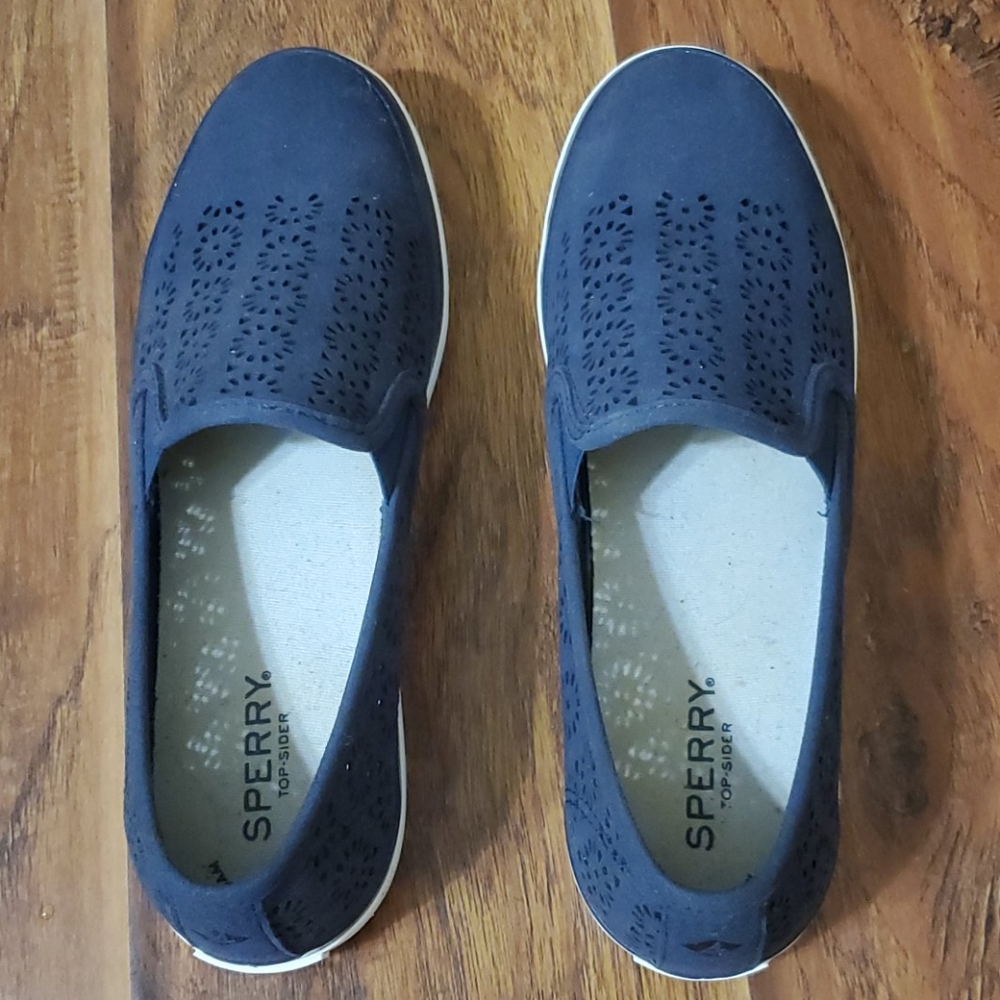 Sperry Cut Out Slip-ons - Picture 3 of 6